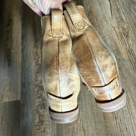 Sorel Joan Of Arctic Wedge II Chelsea Boot in Camel Brown - Picture 7 of 11